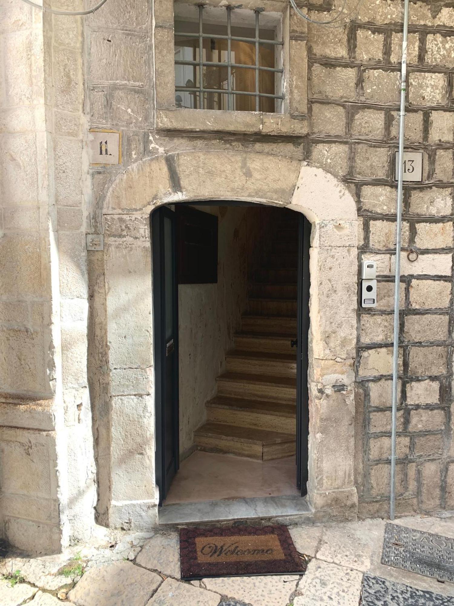 Apartamento Bellissimo Loft Monstra Bari Vecchia Exterior foto